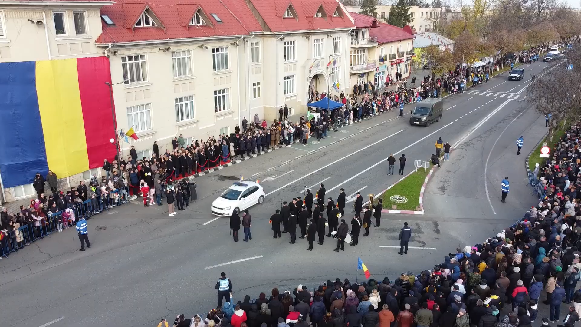Defilarea detașamentelor militare și a tehnicii de intervenție (video)