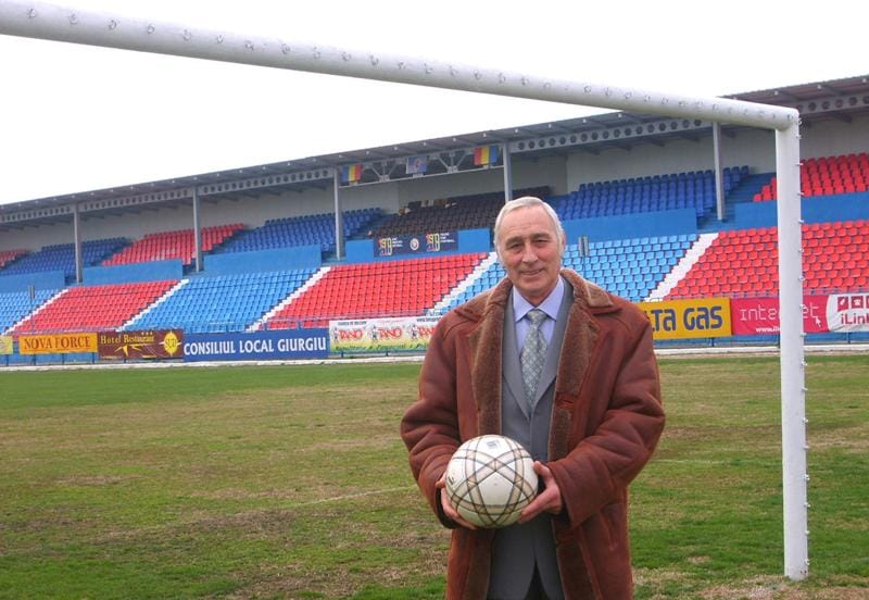 Terenul de joc 2 din Strada Păcii va purta numele „Narcis Coman”