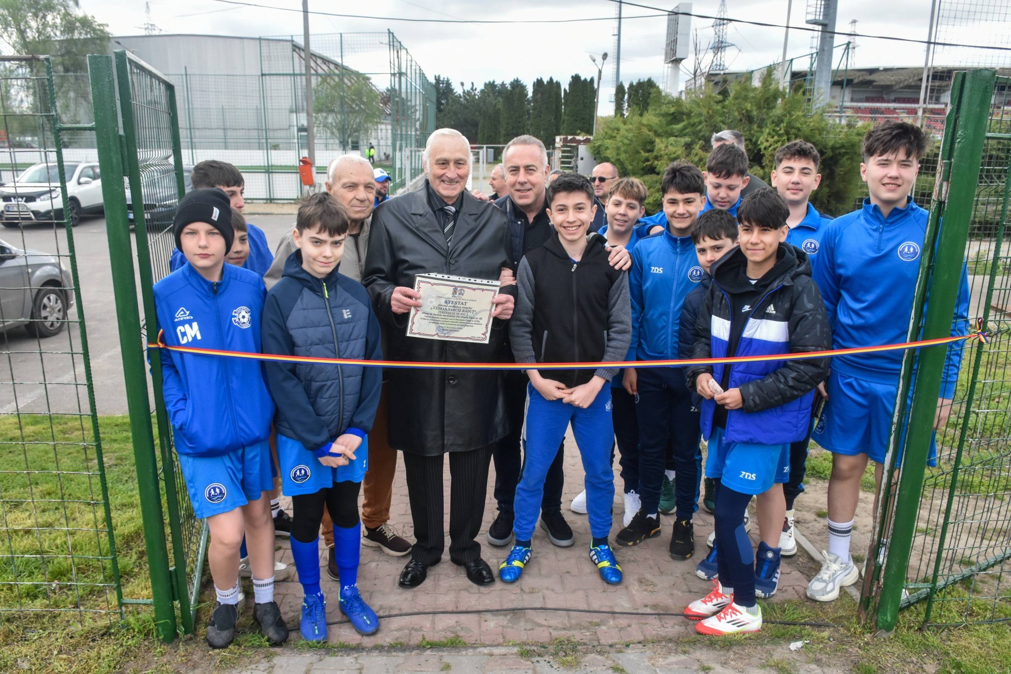 Terenul de antrenament din incinta Stadionului „Marin Anastasovici” poartă numele lui Narciz Coman