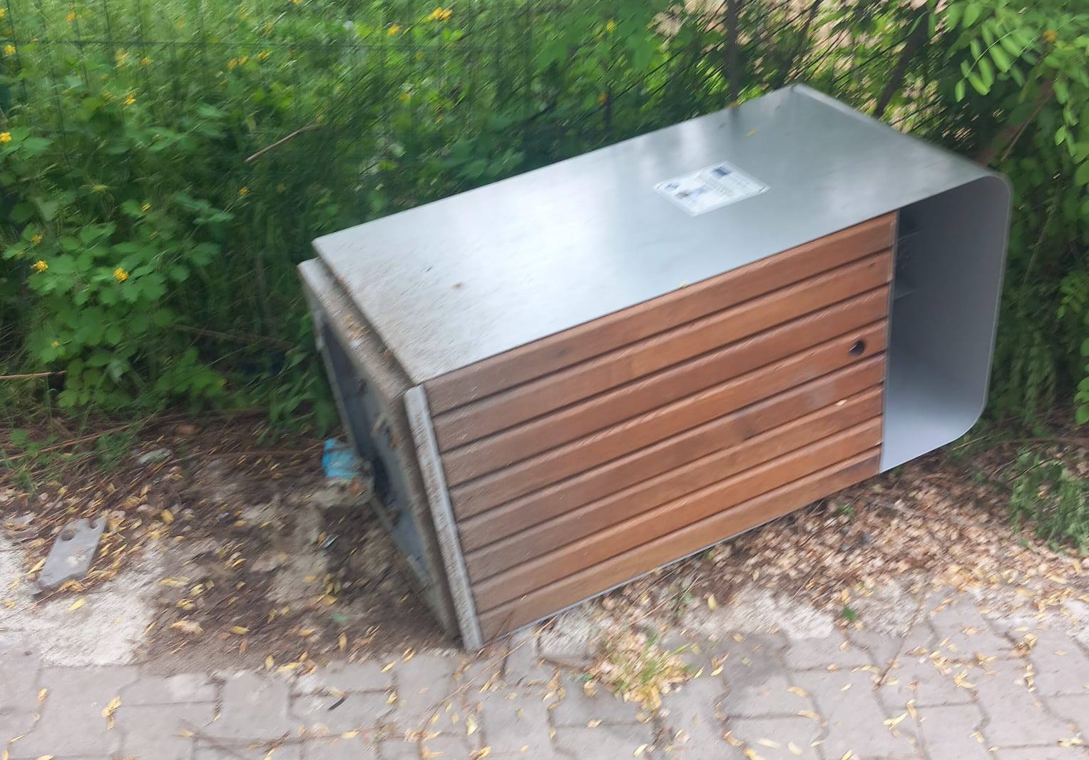 Comunitatea cere respect și ordine