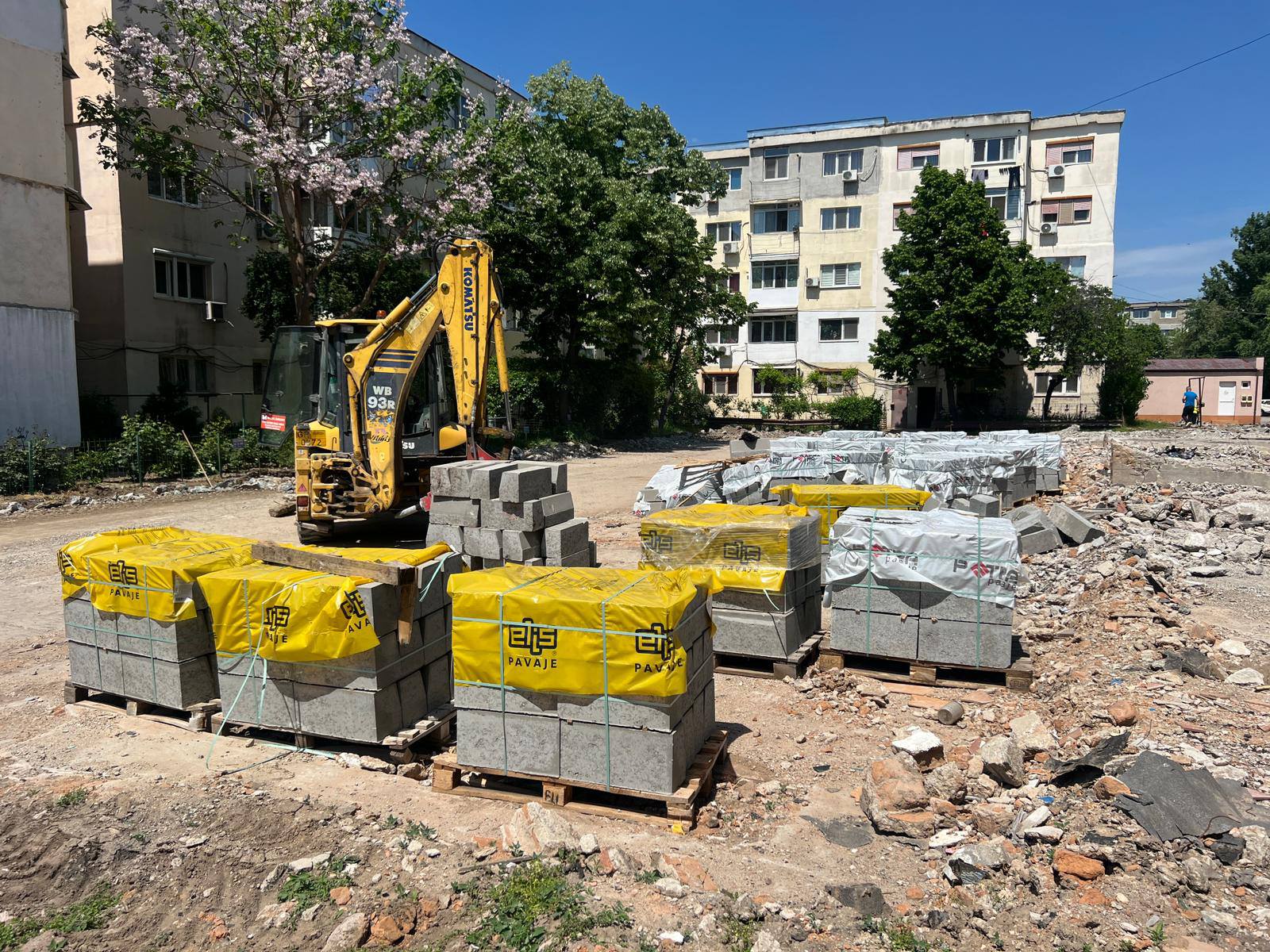 Astăzi, au fost demarate lucrările de modernizare a infrastructurii rutiere din municipiu, finanțate prin Programul Național de Investiții „Anghel Saligny”