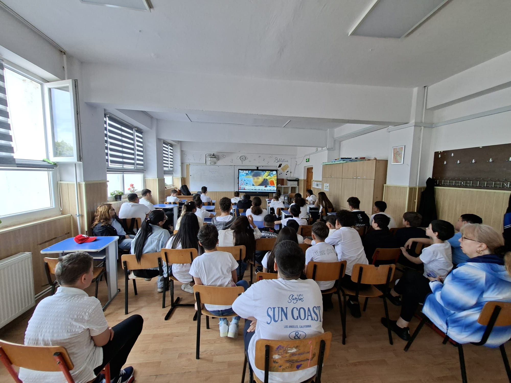 ”GHIDUL PĂRINTELUI PRIVIND PREVENIREA CONSUMULUI DE DROGURI ÎN RÂNDUL TINERILOR”