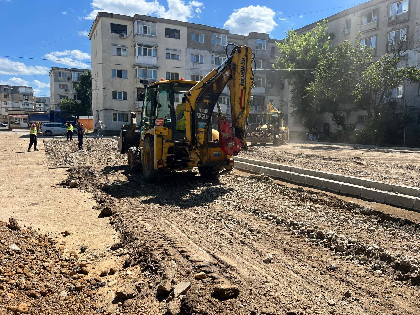 Lucrările de modernizare a infrastructurii rutiere din municipiu, finanțate prin Programul Național de Investiții „Anghel Saligny” avansează conform planificării