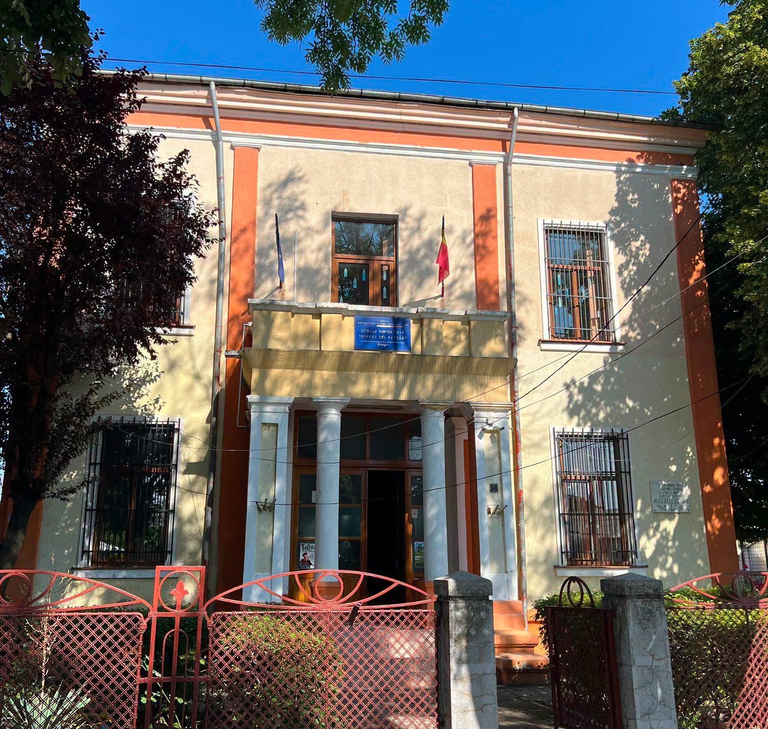 Primăria Giurgiu a semnat contractul de finanțare în cadrul proiectului “Dezvoltare infrastructură educațională școala gimnazială „Mircea cel Bătrân” din Municipiul Giurgiu”