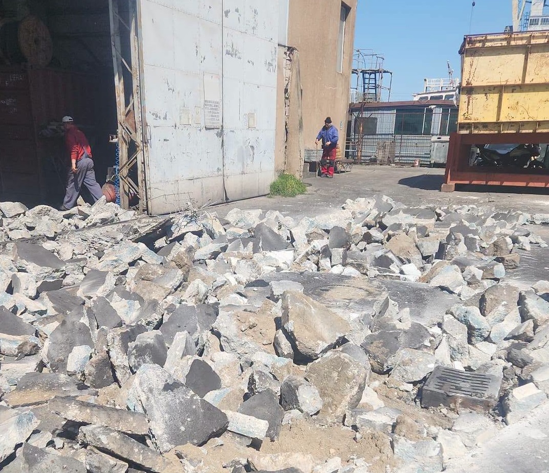 După 20 de ani, Zona Liberă Giurgiu repară în regie proprie infrastructura cheiului